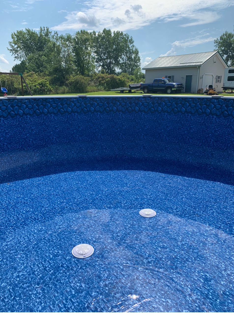 Above-ground pool center drain